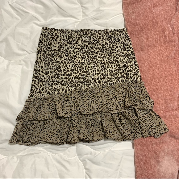 NWT GLAM Leopard Smocked Ruffle Mini Skirt Zoey Clair Large - Picture 8 of 16